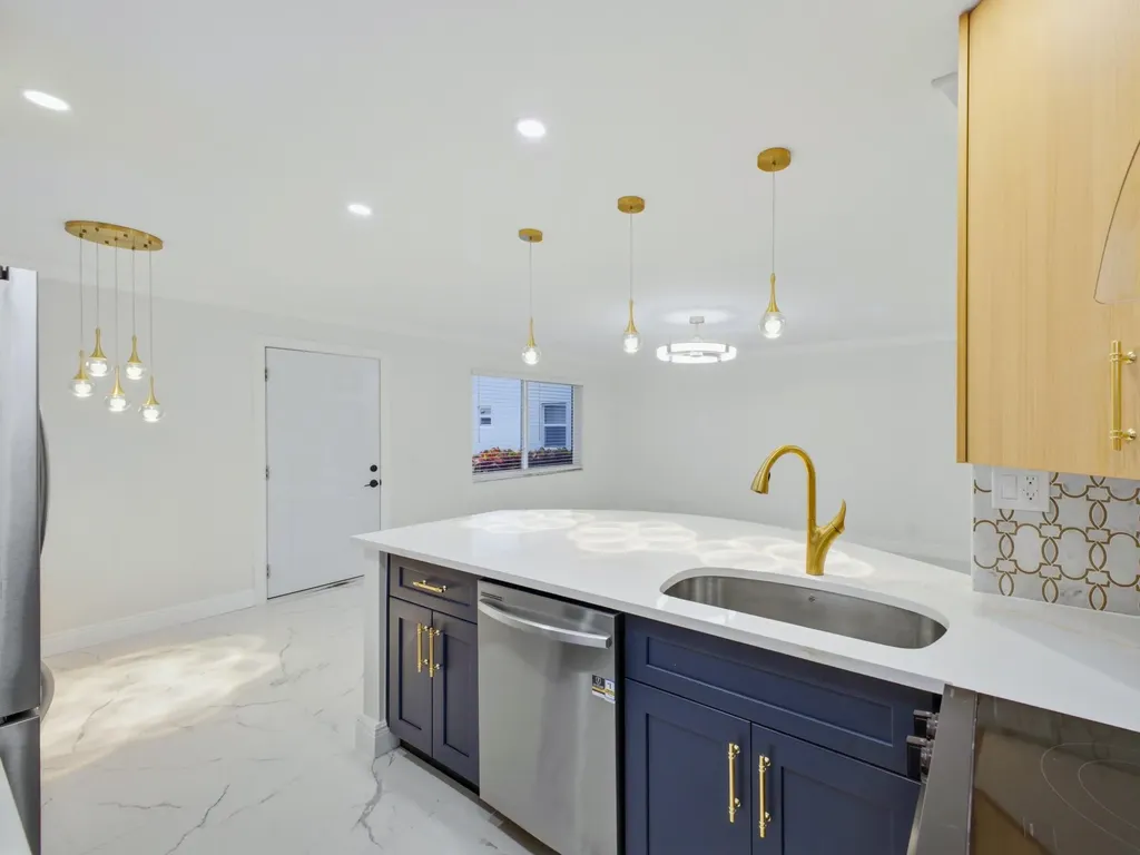 6 Normandy A Delray Beach FL 33484
