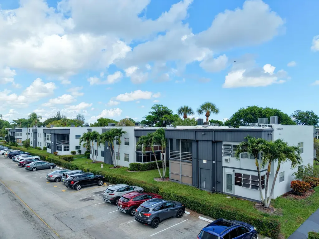 6 Normandy A Delray Beach FL 33484