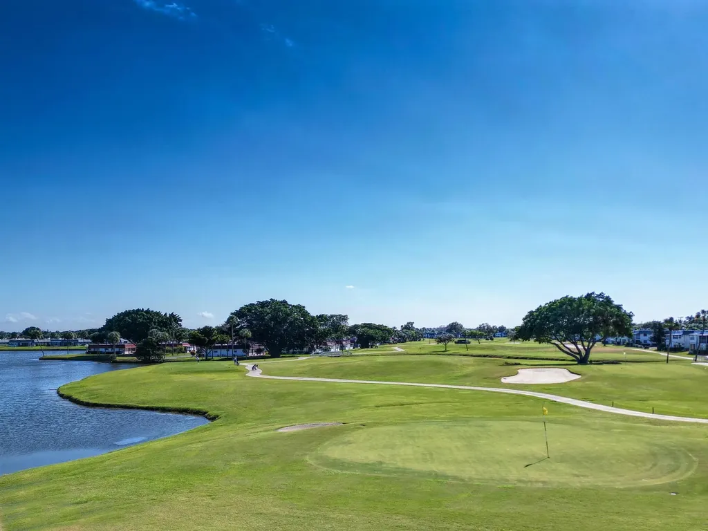 6 Normandy A Delray Beach FL 33484
