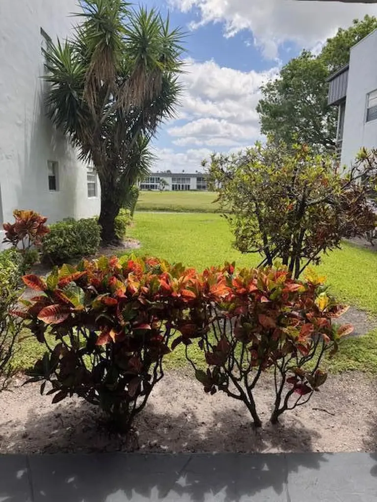 6 Normandy A Delray Beach FL 33484