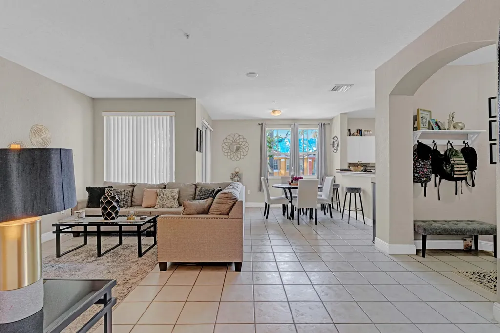1015 Shoma Drive Royal Palm Beach FL 33414