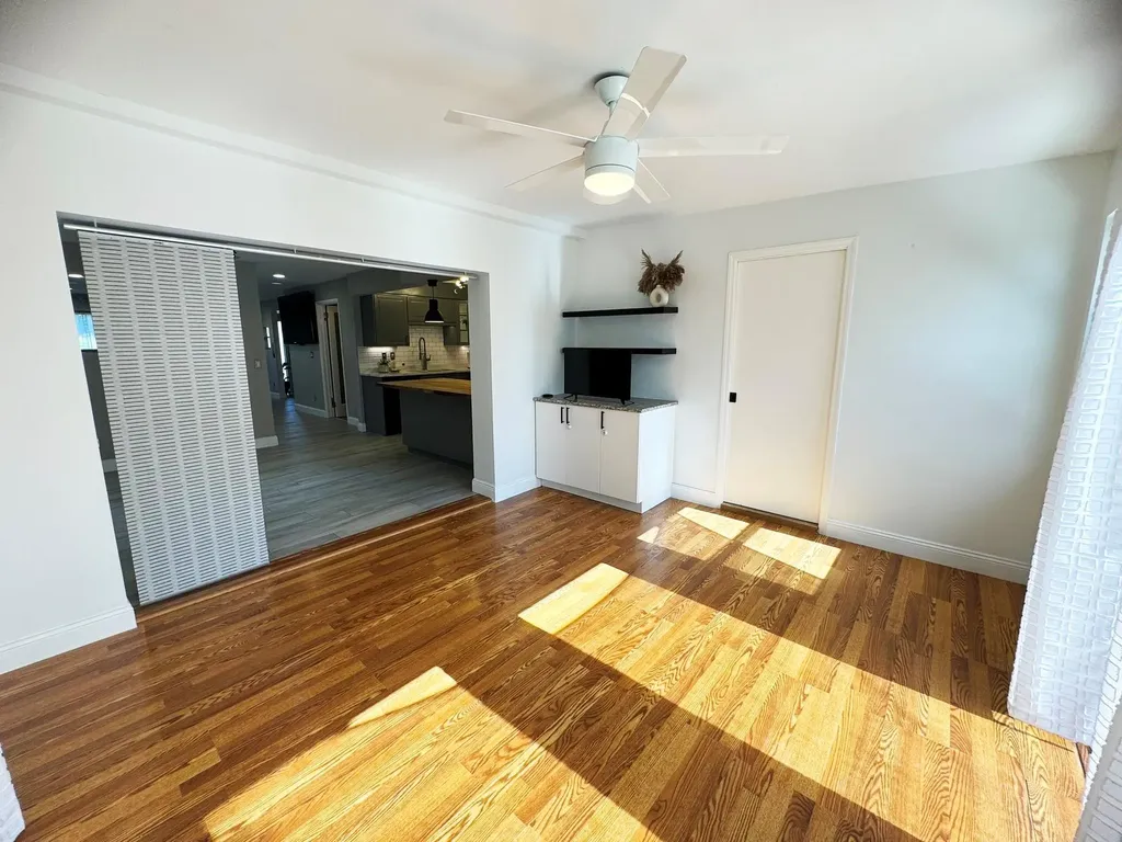 321 Sandtree Drive Palm Beach Gardens FL 33403
