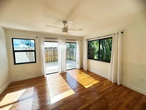 321 Sandtree Drive Palm Beach Gardens FL 33403