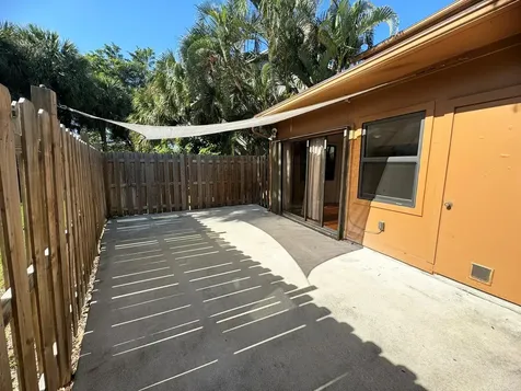 321 Sandtree Drive Palm Beach Gardens FL 33403
