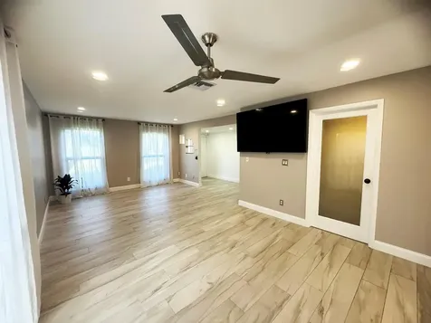 321 Sandtree Drive Palm Beach Gardens FL 33403