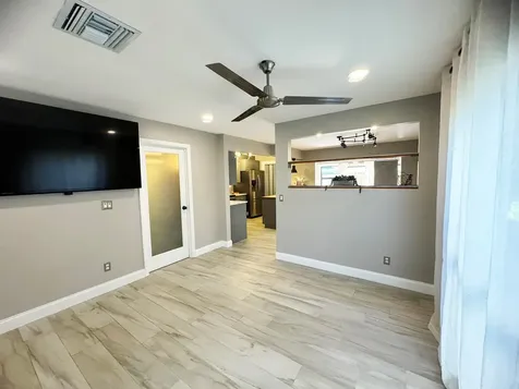 321 Sandtree Drive Palm Beach Gardens FL 33403