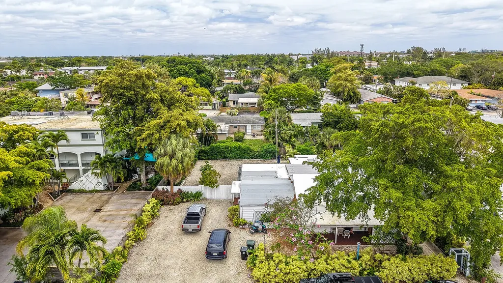 1005 NE 17th Street Fort Lauderdale FL 33305