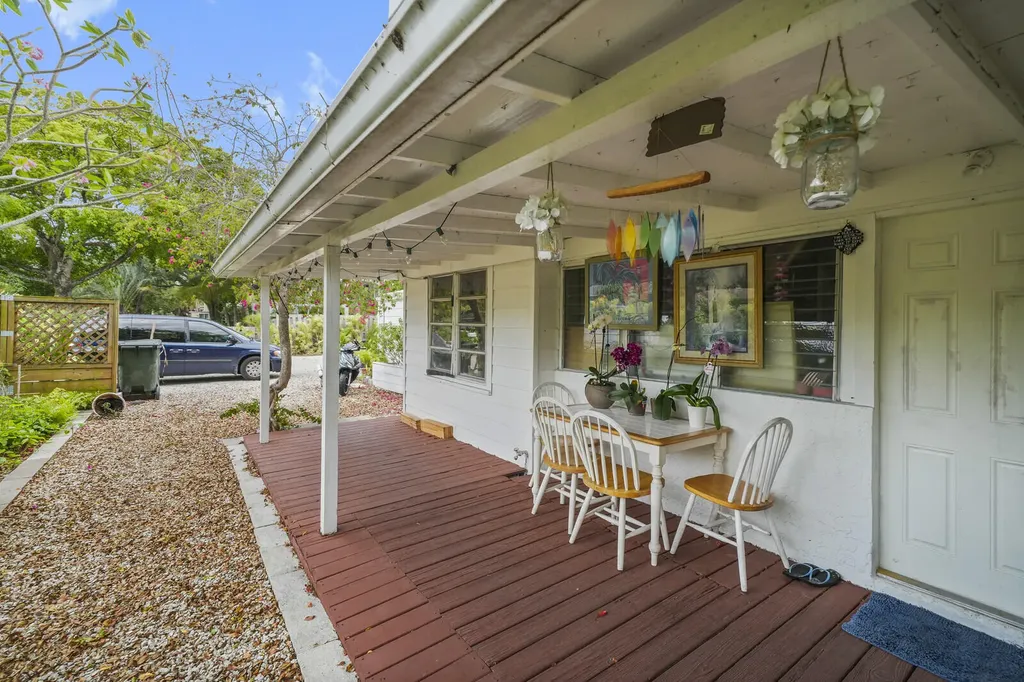 1005 NE 17th Street Fort Lauderdale FL 33305