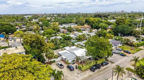 1005 NE 17th Street Fort Lauderdale FL 33305