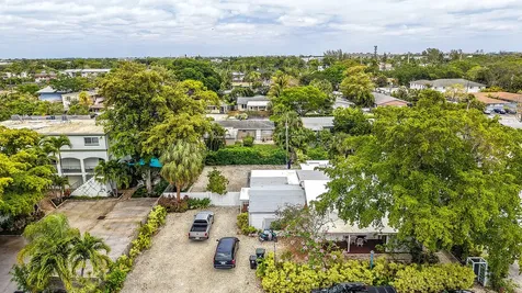 1005 NE 17th Street Fort Lauderdale FL 33305