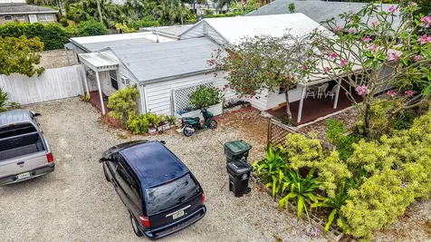 1005 NE 17th Street Fort Lauderdale FL 33305