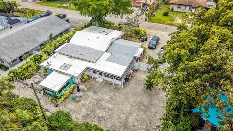 1005 NE 17th Street Fort Lauderdale FL 33305