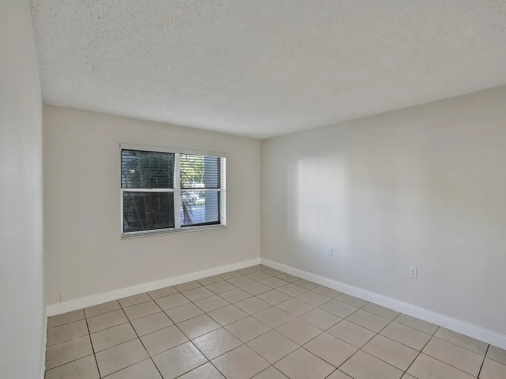 4205 N University Drive Sunrise FL 33351