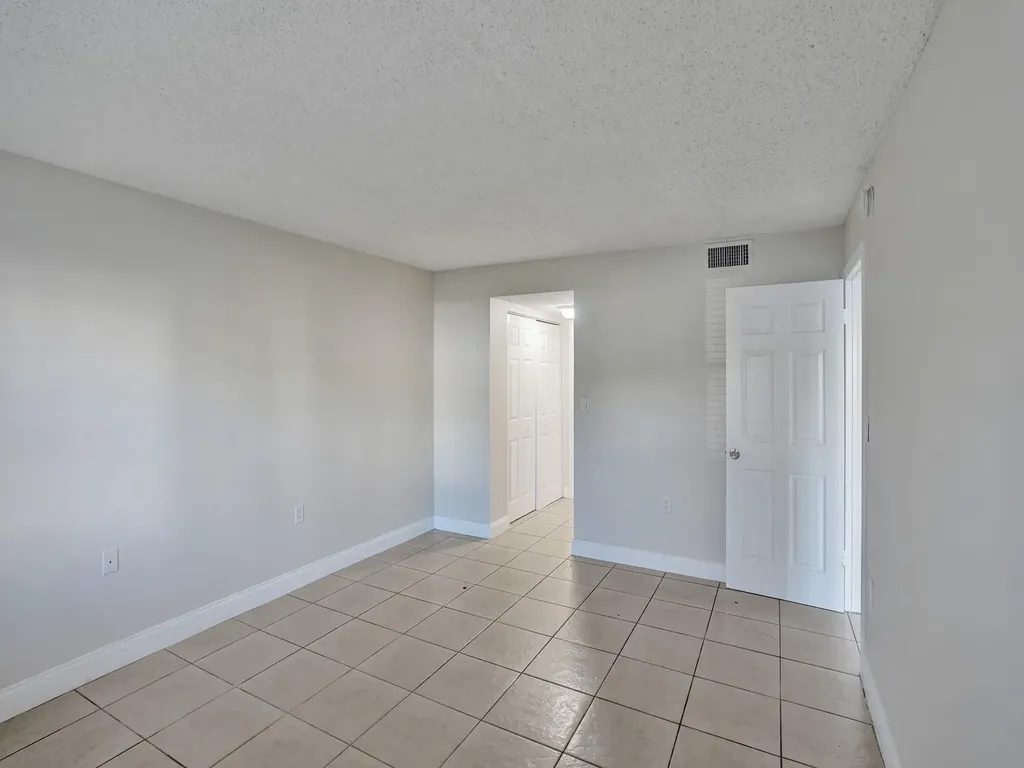 4205 N University Drive Sunrise FL 33351