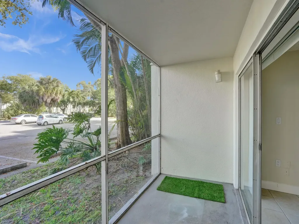 4205 N University Drive Sunrise FL 33351