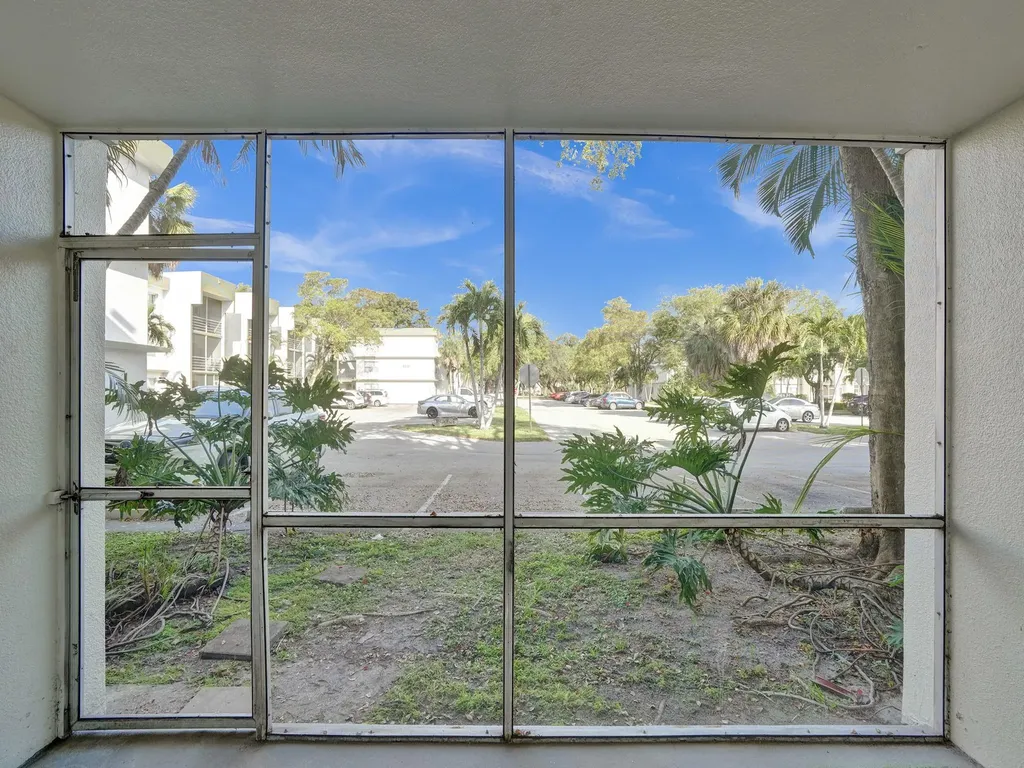 4205 N University Drive Sunrise FL 33351