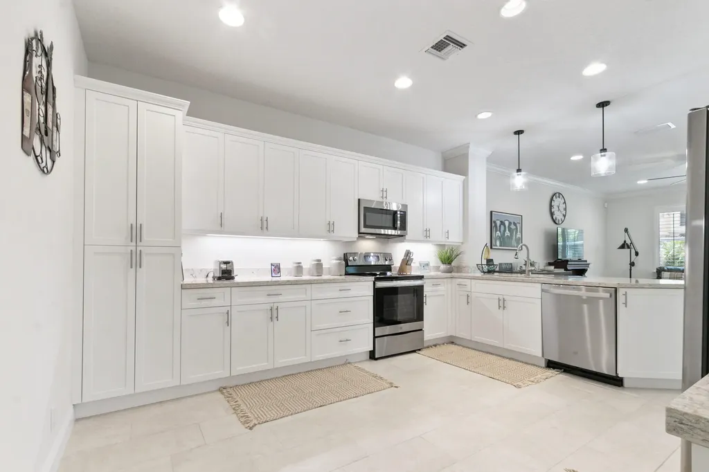 15862 Binks Pointe Terrace Wellington FL 33414