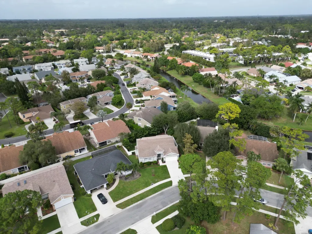 1000 Lake Breeze Drive Wellington FL 33414