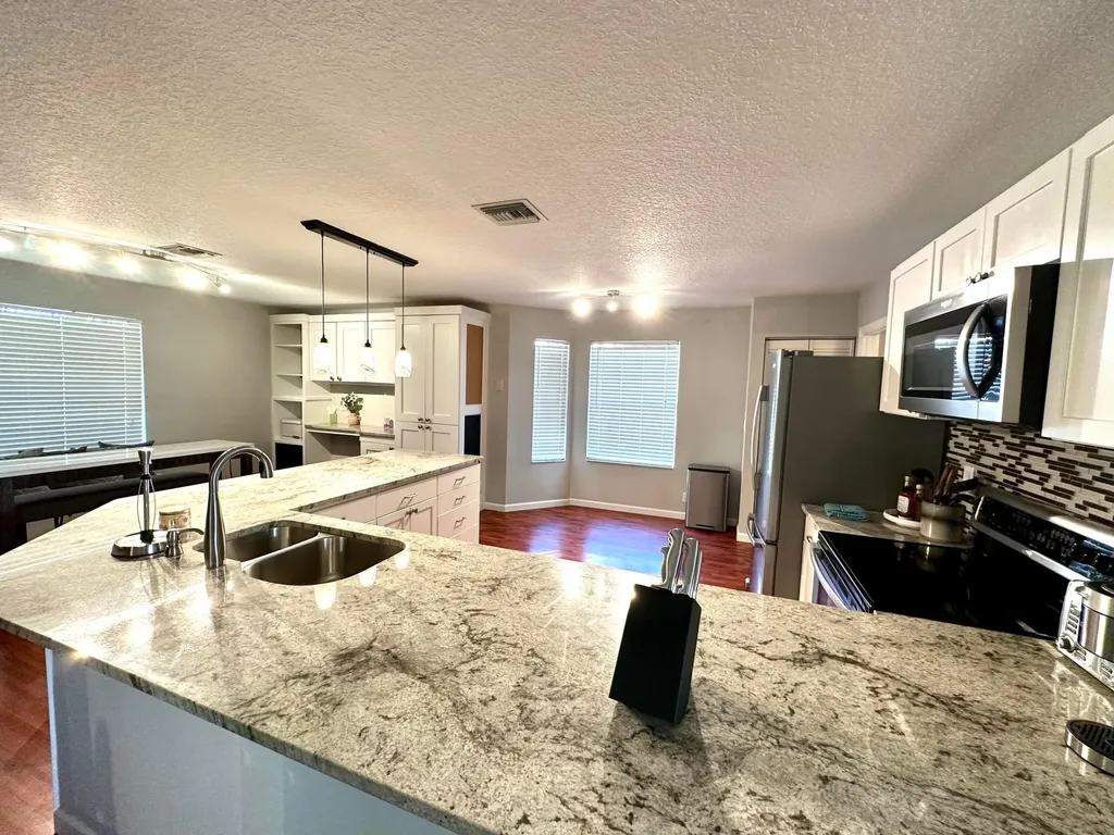 1000 Lake Breeze Drive Wellington FL 33414