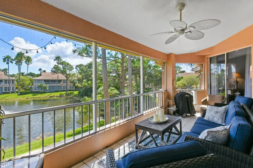 252 Legendary Circle Palm Beach Gardens FL 33418