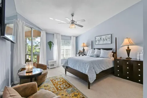 252 Legendary Circle Palm Beach Gardens FL 33418