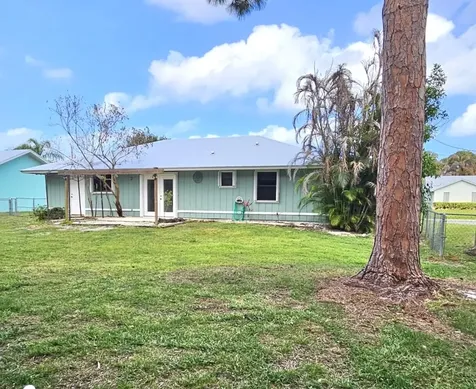 6105 Spruce Drive Fort Pierce FL 34982