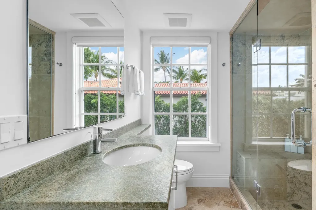350 Cocoanut Row Palm Beach FL 33480