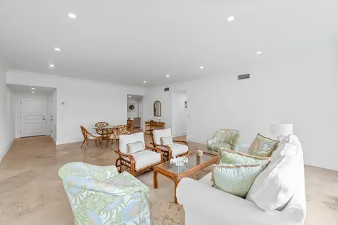350 Cocoanut Row Palm Beach FL 33480