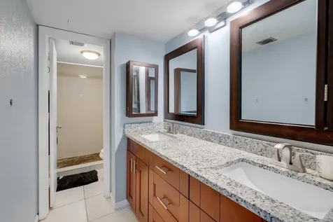 2244 White Pine Circle Greenacres FL 33415