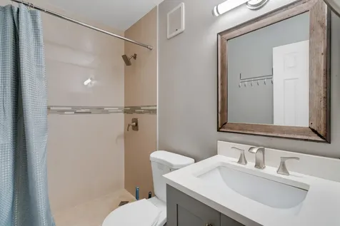2244 White Pine Circle Greenacres FL 33415