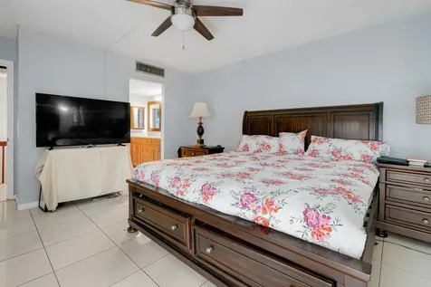 2244 White Pine Circle Greenacres FL 33415