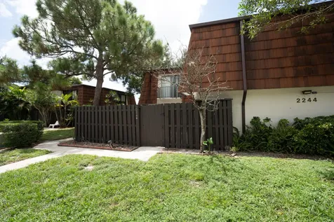 2244 White Pine Circle Greenacres FL 33415