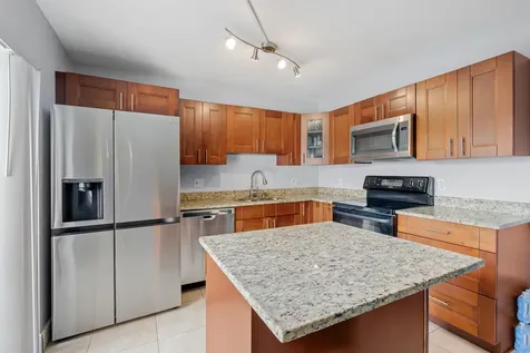 2244 White Pine Circle Greenacres FL 33415