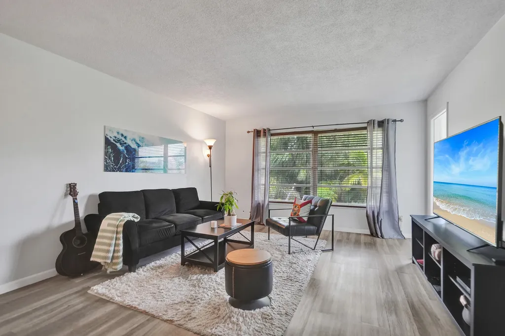 4025 N Federal Highway Fort Lauderdale FL 33308
