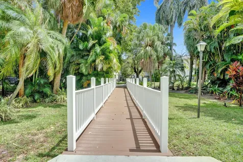 4025 N Federal Highway Fort Lauderdale FL 33308