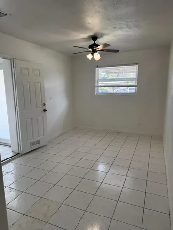 7821 NW 14th Street Pembroke Pines FL 33024