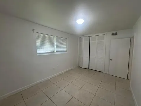 7821 NW 14th Street Pembroke Pines FL 33024