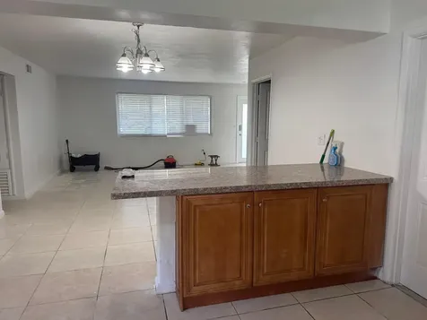 7821 NW 14th Street Pembroke Pines FL 33024