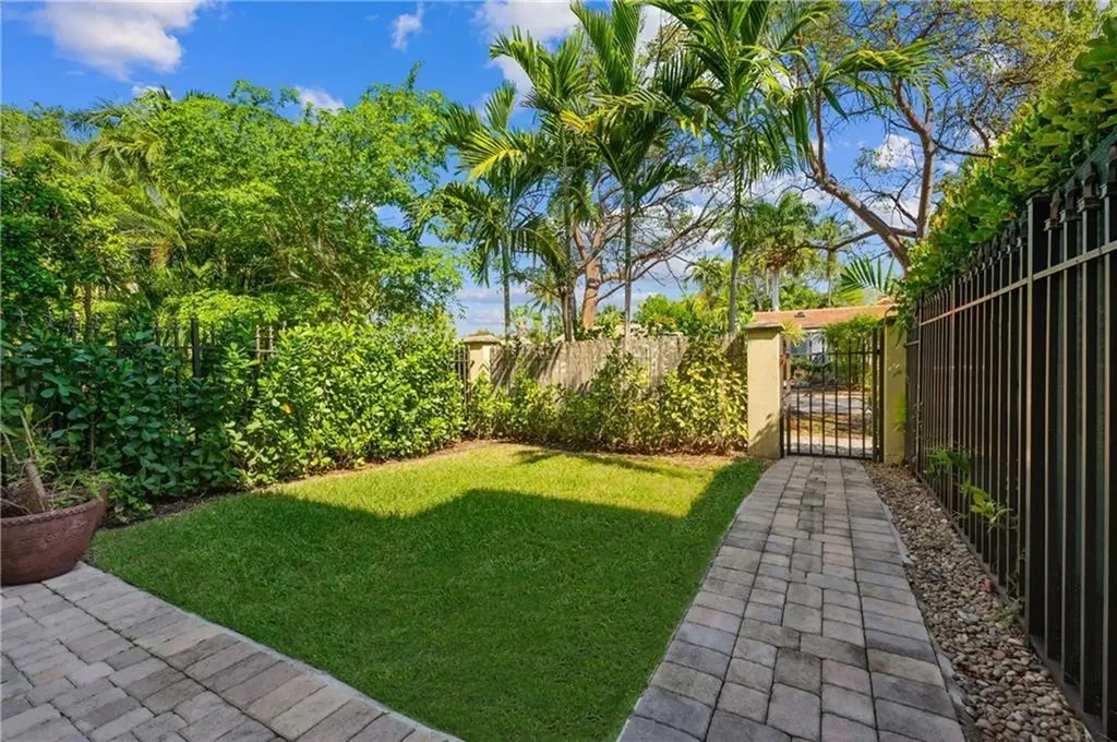 1416 NE 4th Court Fort Lauderdale FL 33301
