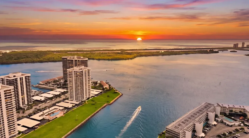 1109 E Marine Way E North Palm Beach FL 33408