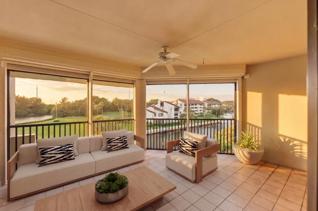 1109 E Marine Way E North Palm Beach FL 33408