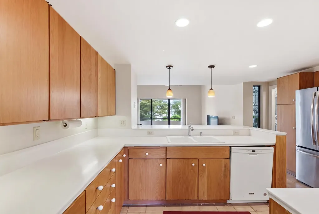 1109 E Marine Way E North Palm Beach FL 33408