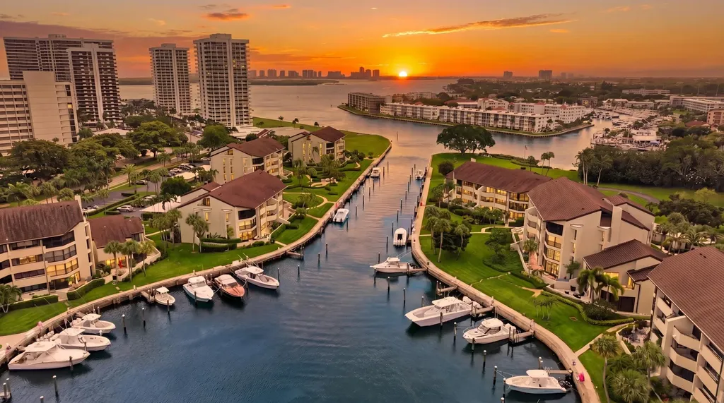 1109 E Marine Way E North Palm Beach FL 33408