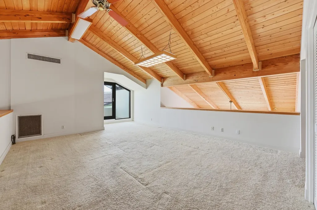 1109 E Marine Way E North Palm Beach FL 33408