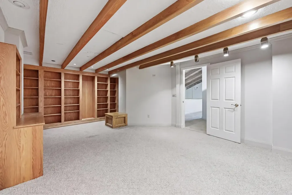 1109 E Marine Way E North Palm Beach FL 33408