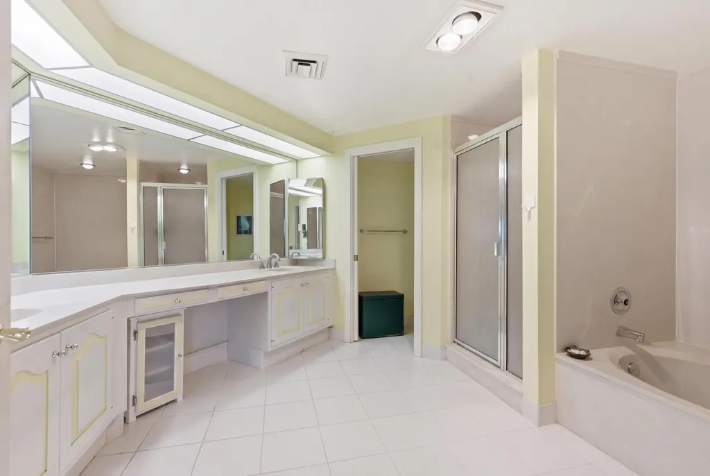 1109 E Marine Way E North Palm Beach FL 33408