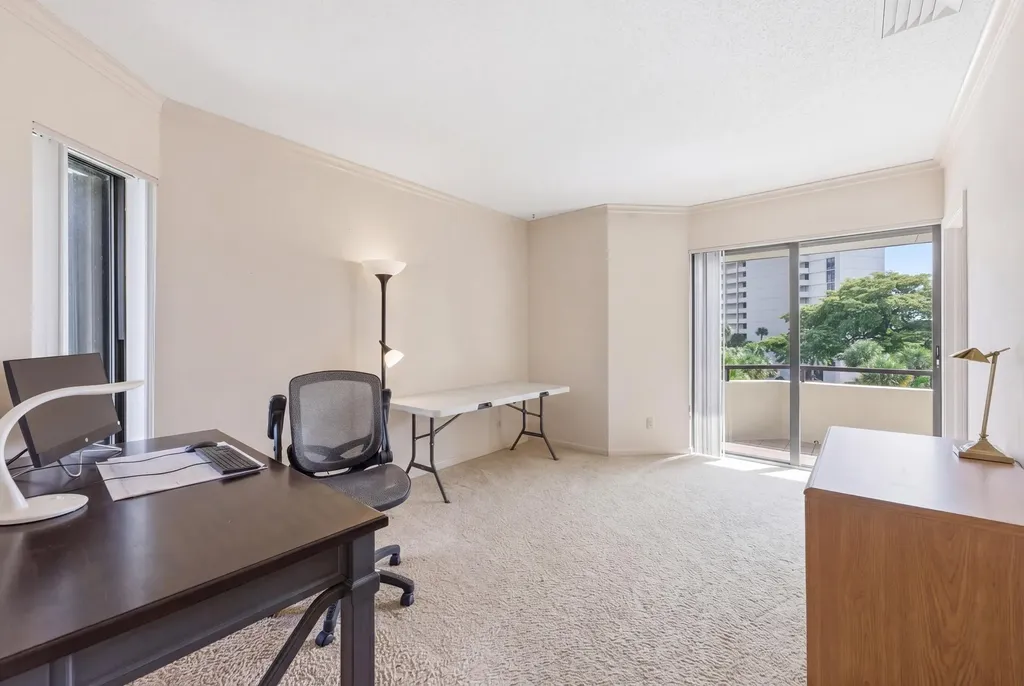 1109 E Marine Way E North Palm Beach FL 33408