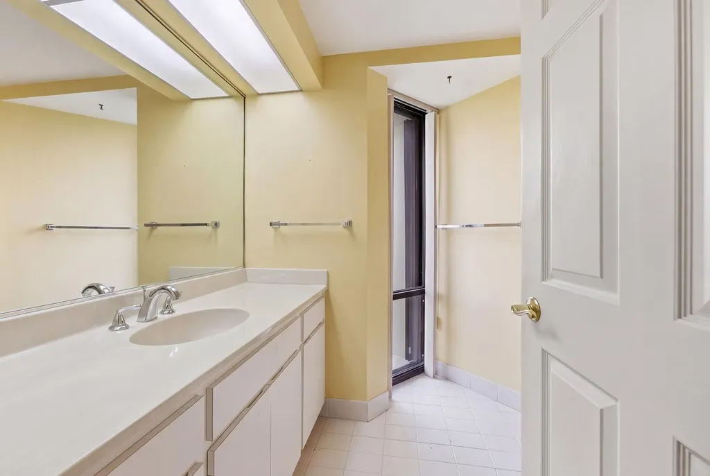 1109 E Marine Way E North Palm Beach FL 33408