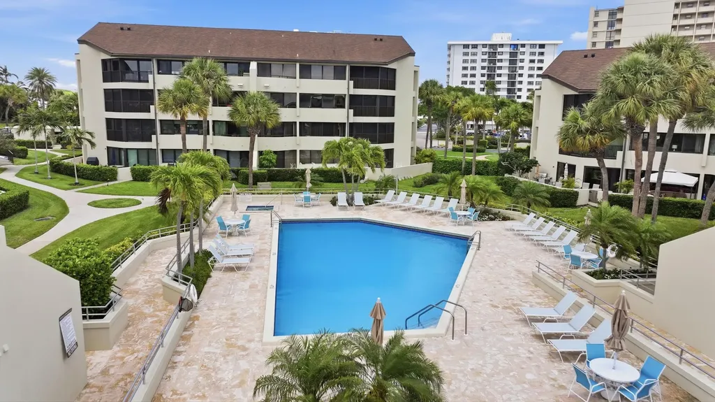 1109 E Marine Way E North Palm Beach FL 33408