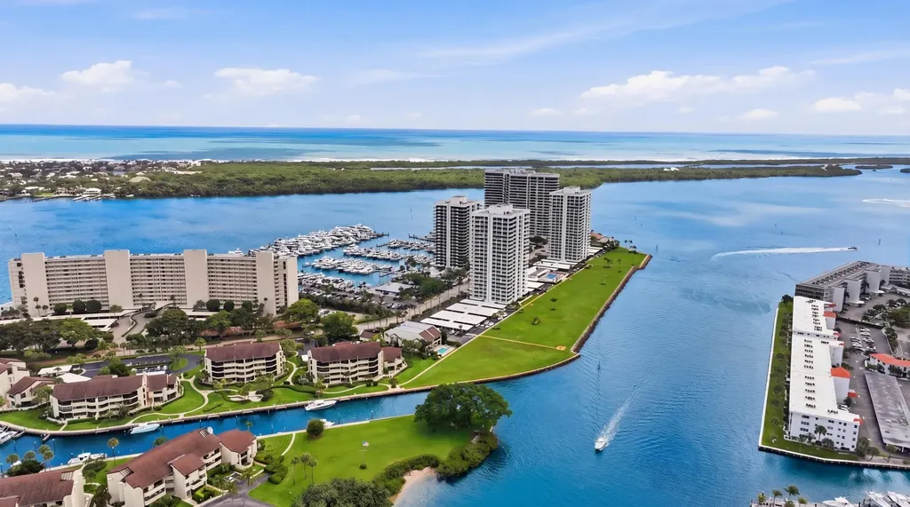 1109 E Marine Way E North Palm Beach FL 33408